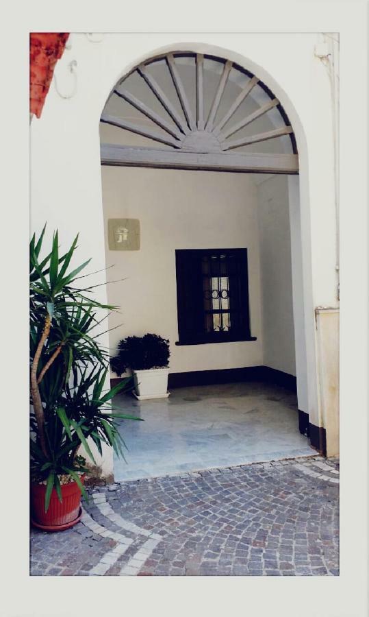 Il Volo Del Gabbiano Apartment Naples Exterior photo